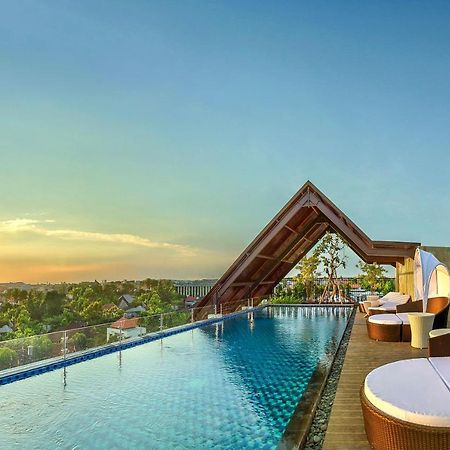 Готель Ibis Bali Legian Street Екстер'єр фото